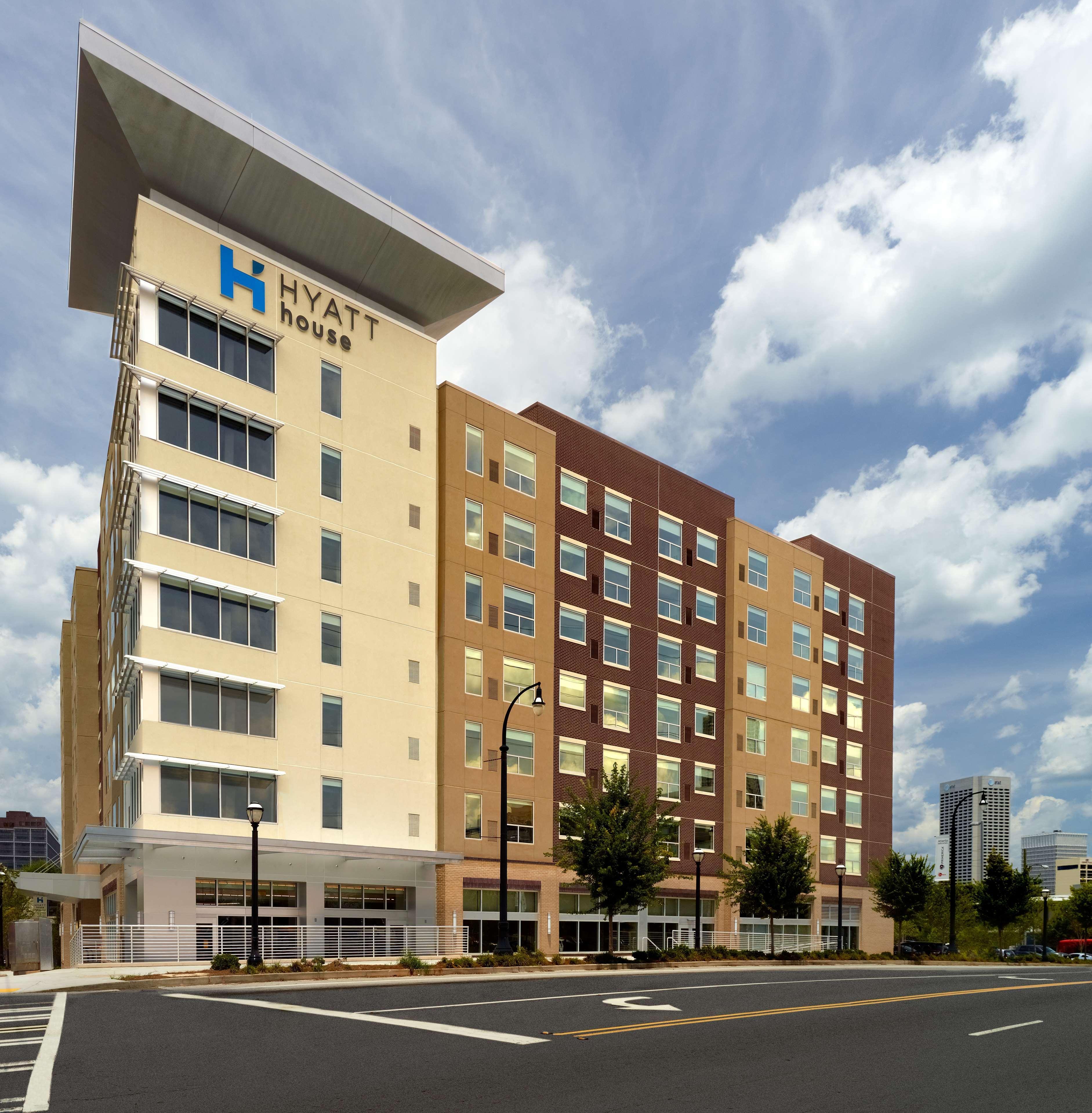 Отель Hyatt House Atlanta Downtown Экстерьер фото