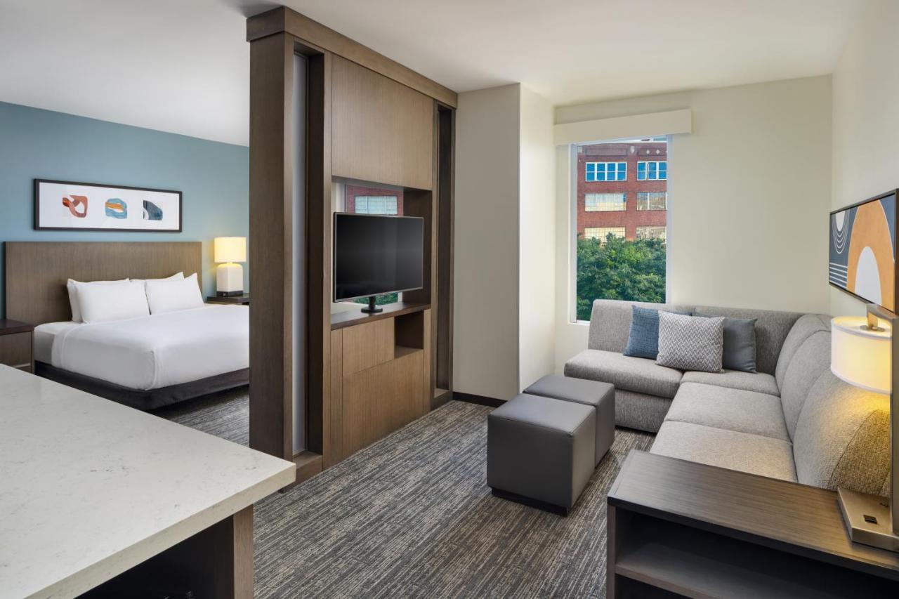 Отель Hyatt House Atlanta Downtown Экстерьер фото