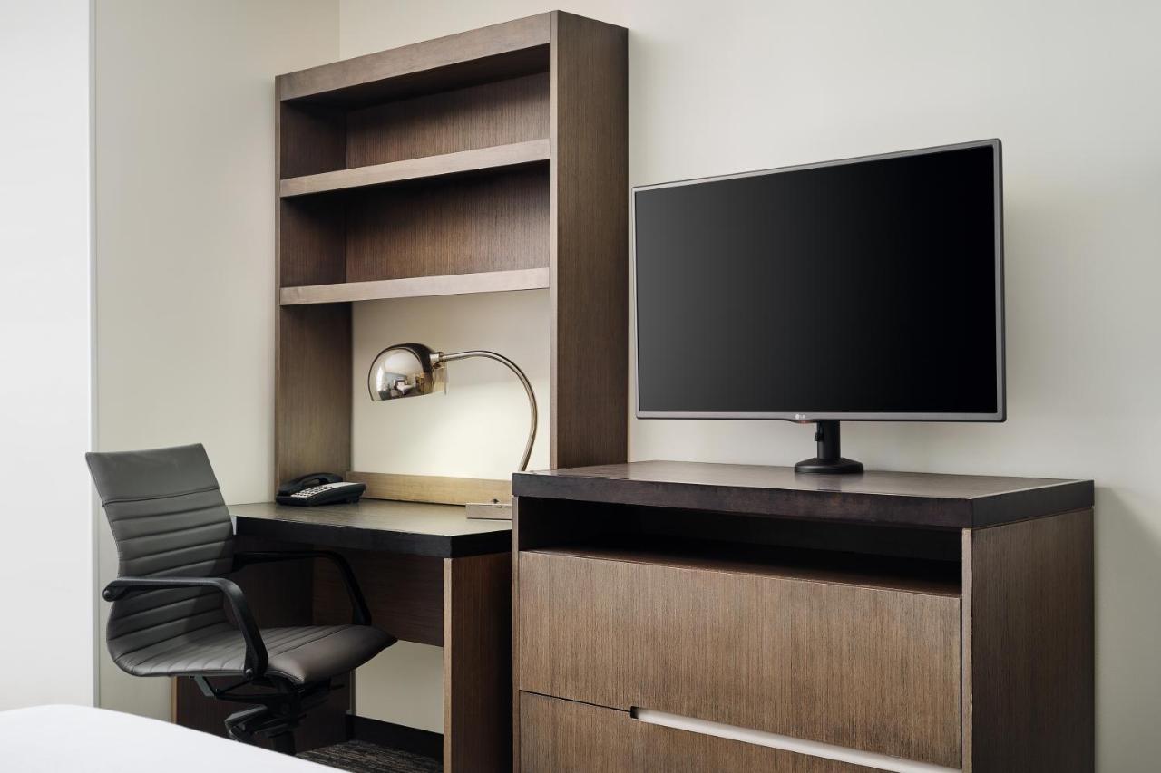 Отель Hyatt House Atlanta Downtown Экстерьер фото