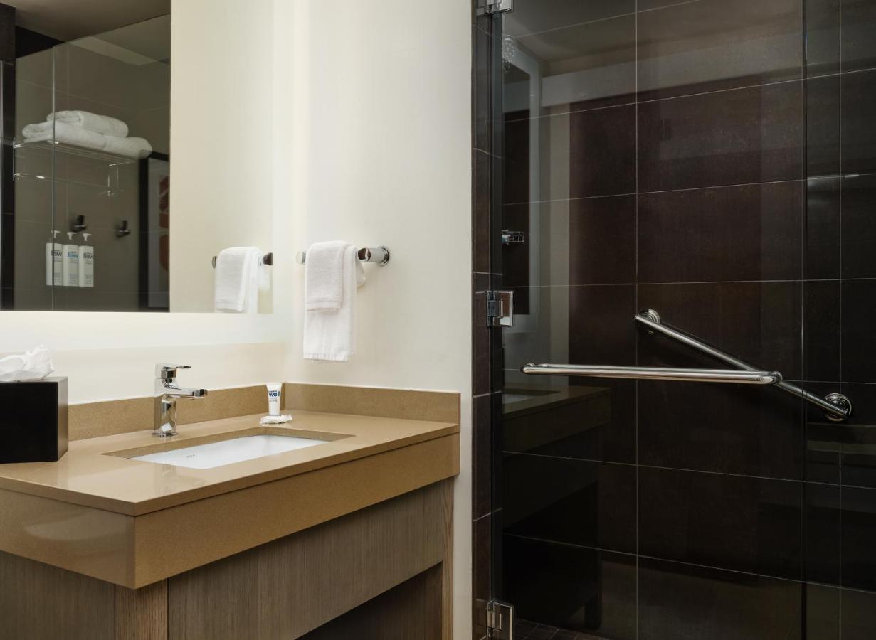 Отель Hyatt House Atlanta Downtown Экстерьер фото