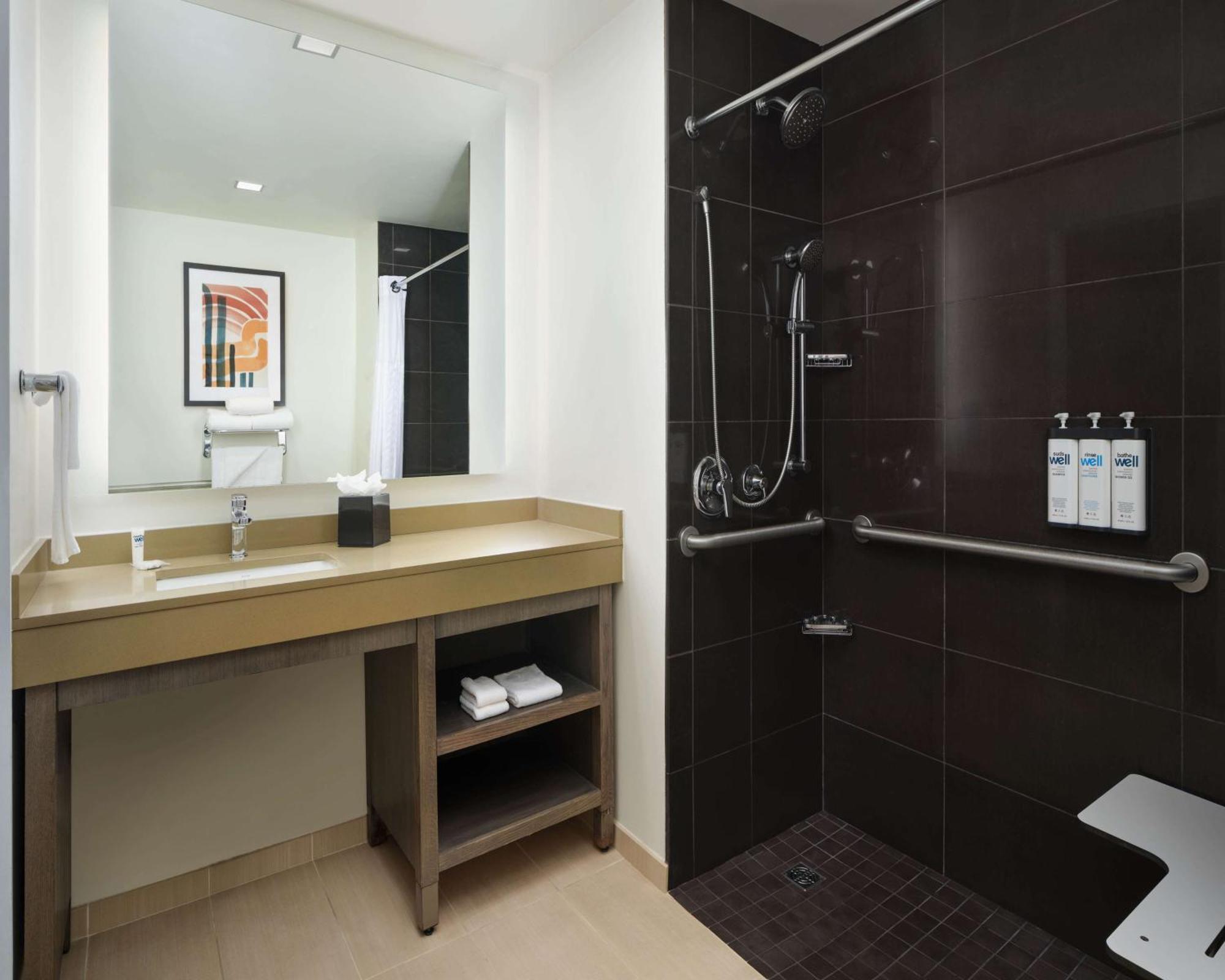 Отель Hyatt House Atlanta Downtown Экстерьер фото
