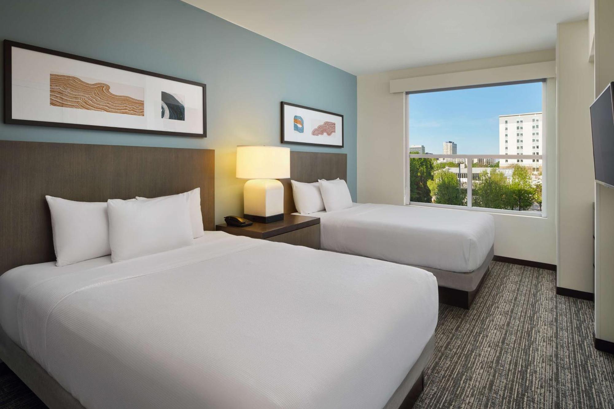 Отель Hyatt House Atlanta Downtown Экстерьер фото