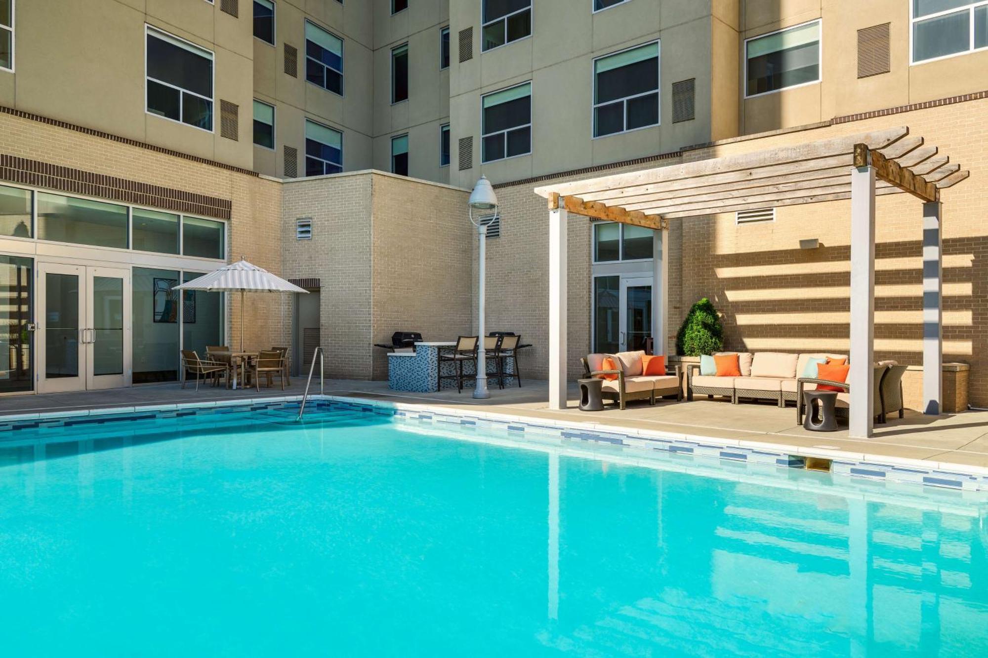 Отель Hyatt House Atlanta Downtown Экстерьер фото