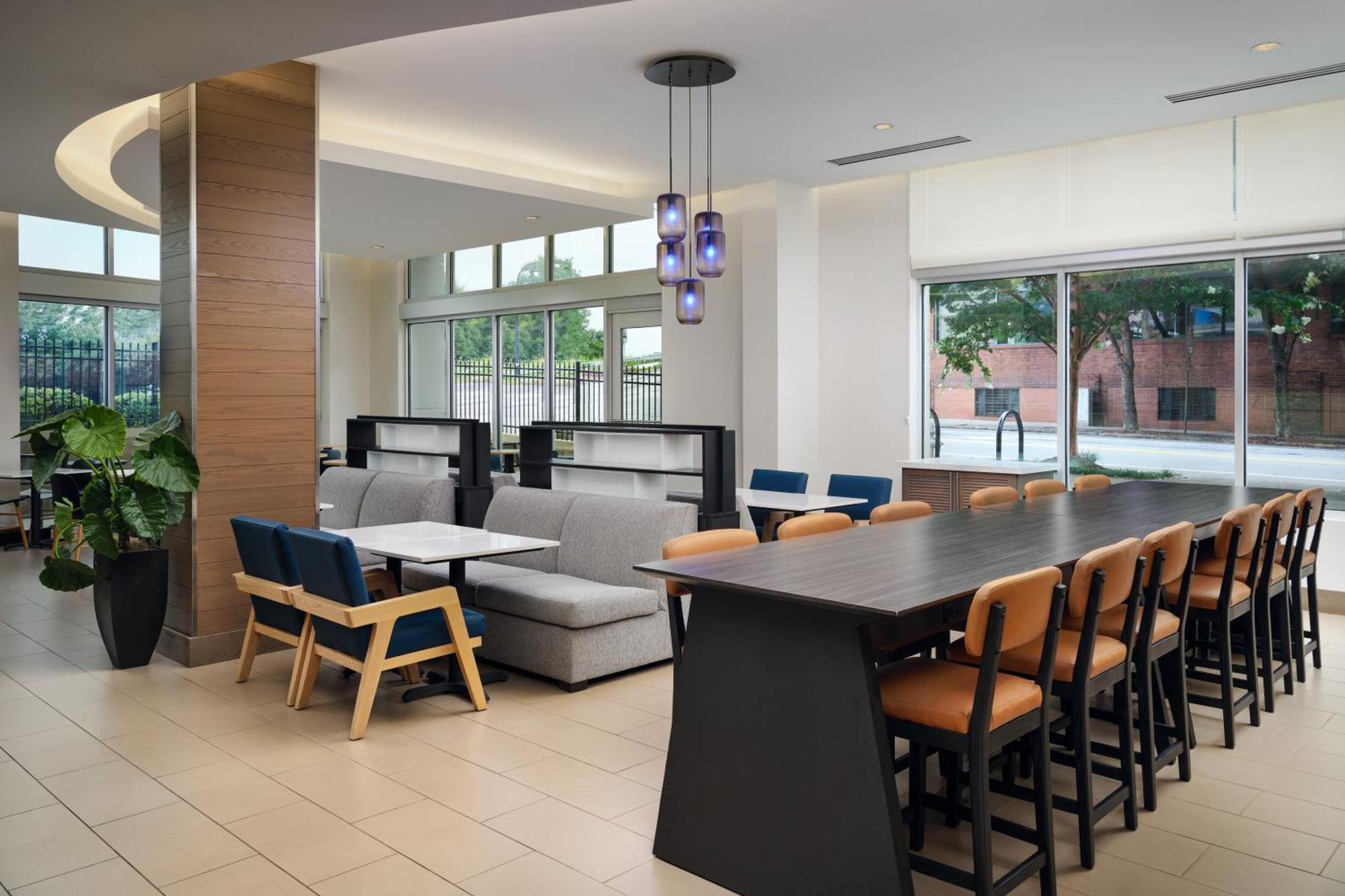 Отель Hyatt House Atlanta Downtown Экстерьер фото